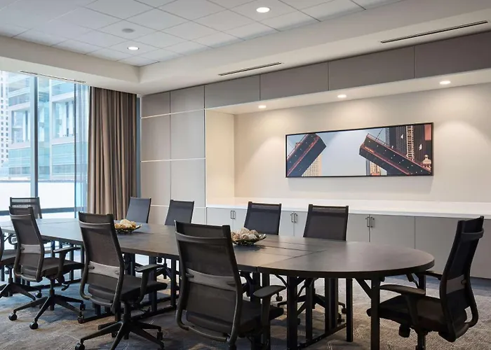 Hampton Inn Chicago West Loop Fulton Market Area Hotel