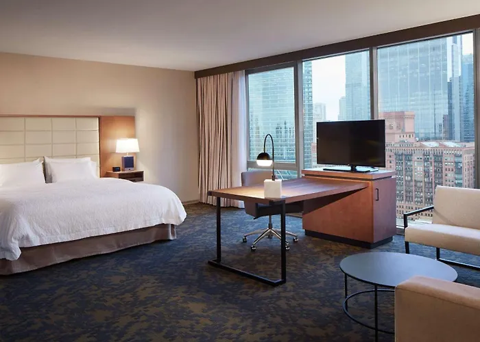 Hampton Inn Chicago West Loop Fulton Market Area Hotel 3*