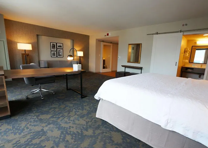 Hampton Inn Chicago West Loop Fulton Market Area 3* Chicago