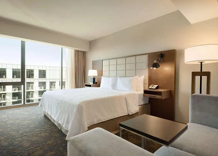 Hampton Inn Chicago West Loop Fulton Market Area
