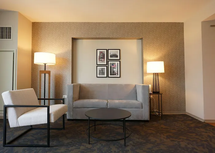 Hampton Inn Chicago West Loop Fulton Market Area